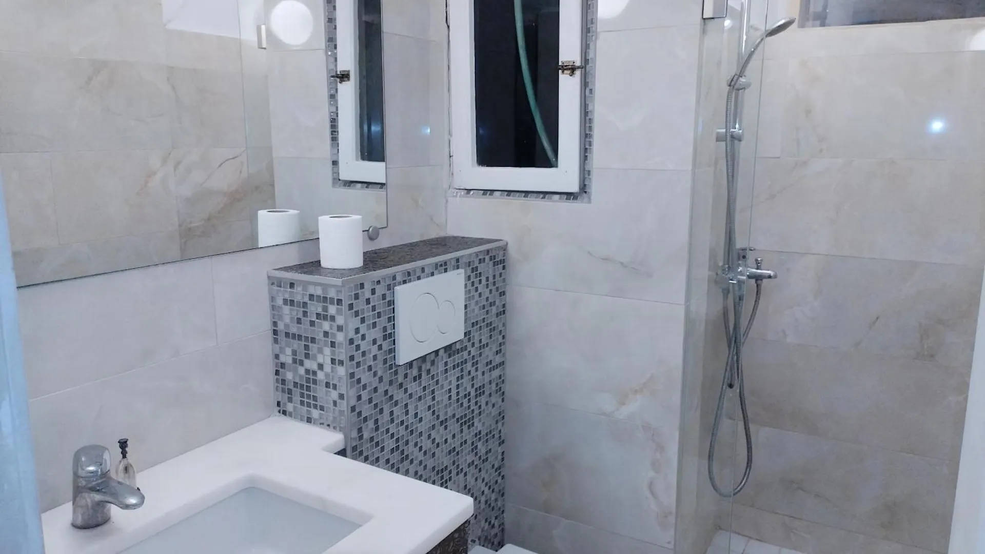 Daire Cosy Studio By Galerius Palace T Selanik
